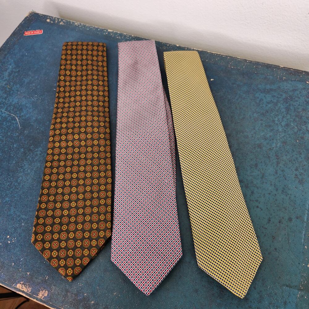 Lot of 3 Brooks Brother's Makers 100% Silk Ties Men's Preppy Business Office
